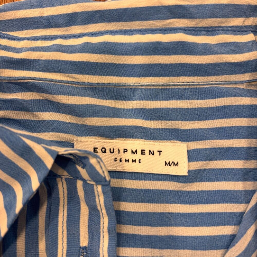 Equipment Femme Blouse Women's M 100% Silk Blue White Stripe Button Up Coastal - Picture 3 of 7